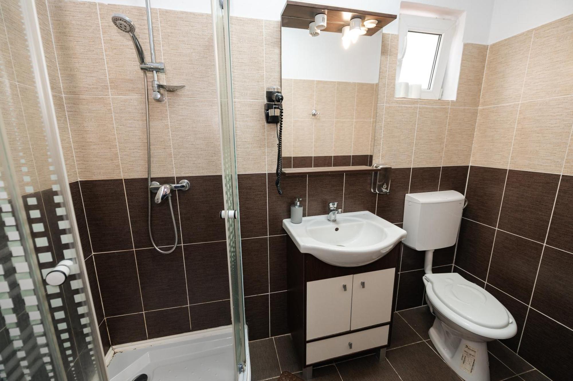 Hotel Casa Alex Călimăneşti Extérieur photo