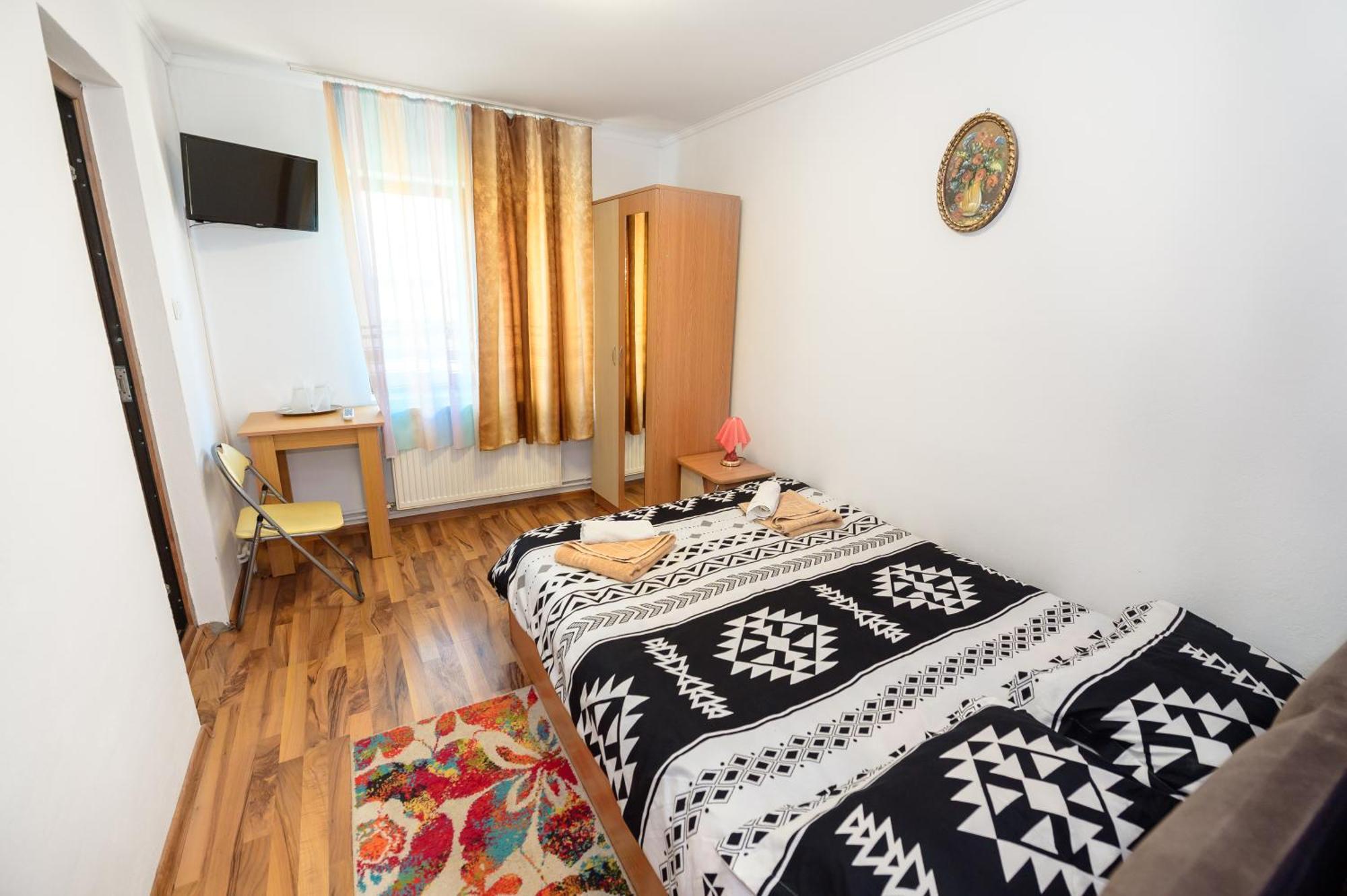 Hotel Casa Alex Călimăneşti Extérieur photo