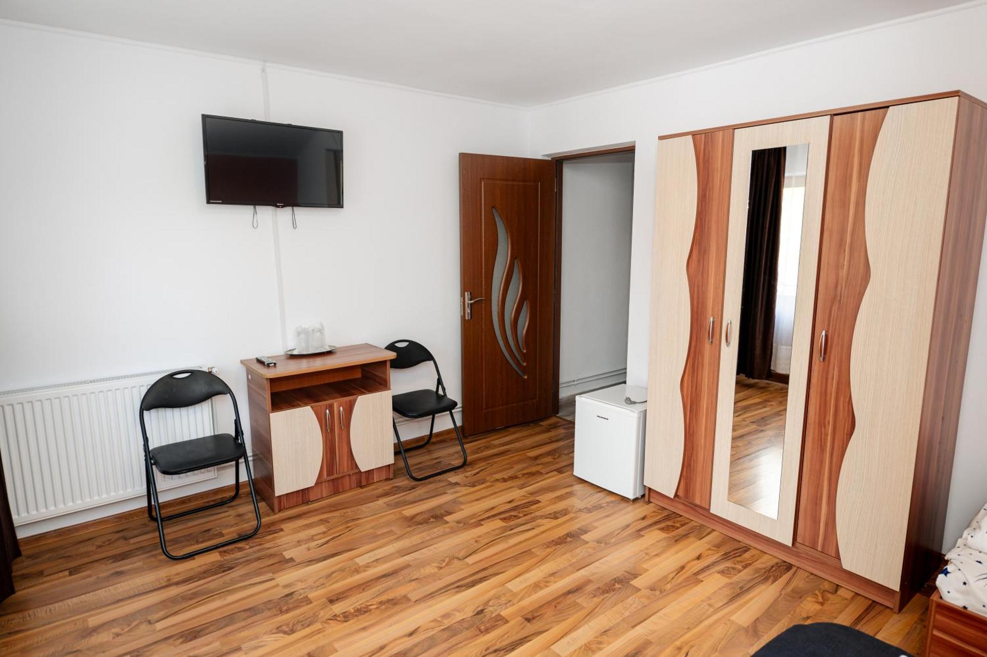 Hotel Casa Alex Călimăneşti Extérieur photo